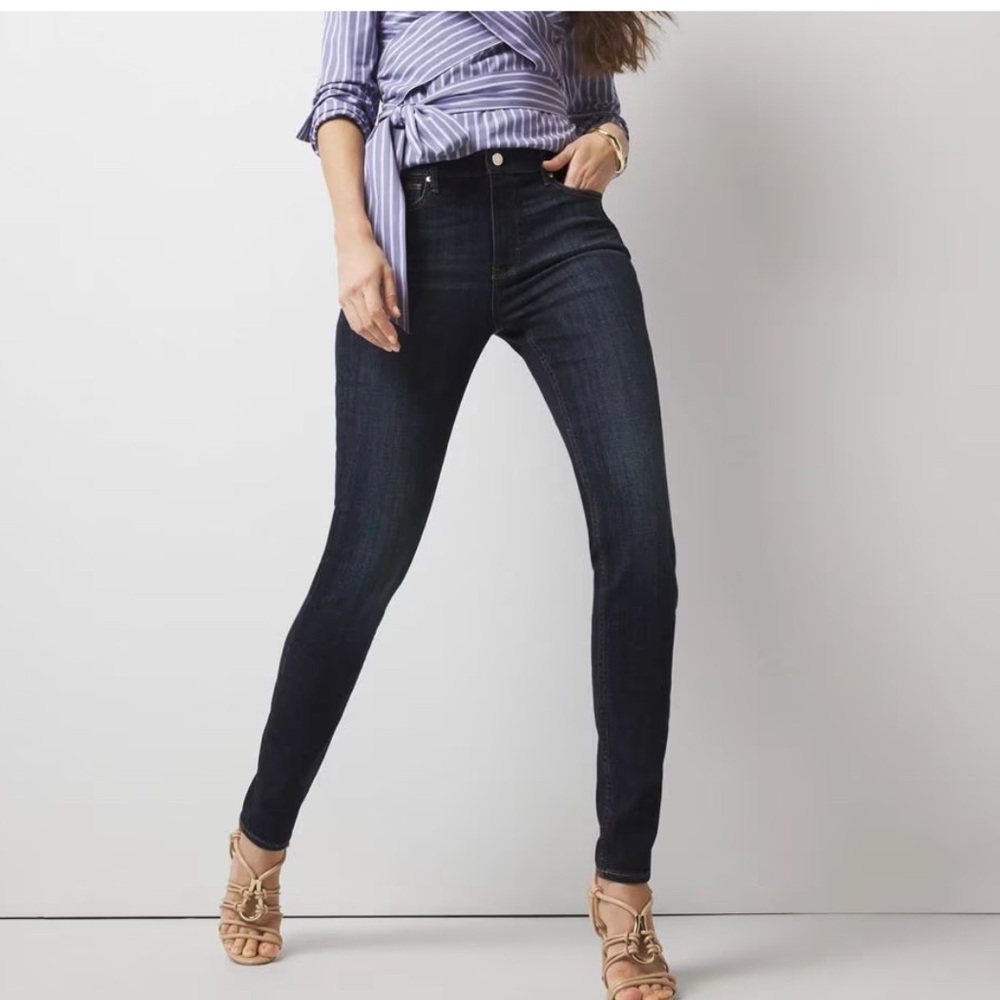 White House Black Market dark blue The Skinny jeans size 00